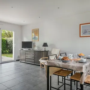  Hébergement de vacances Maison Neuve Pour Quatre Personnes A